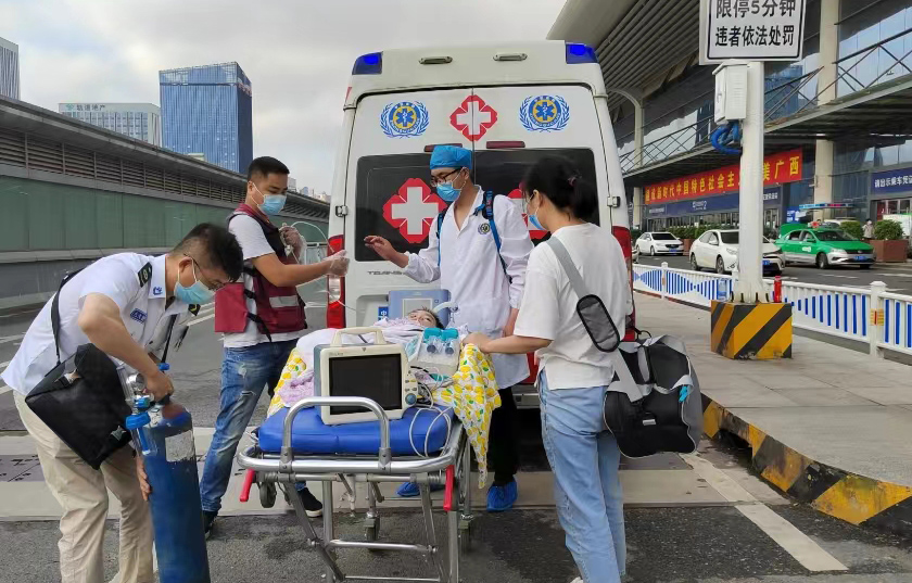 浠水县救护车出租公司